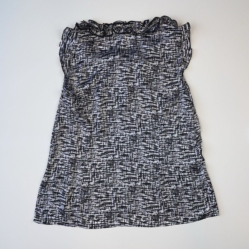 Women's Black & White Abstract Print Ruffle Neck Sleeveless Blouse Size M - Picture 3 of 6